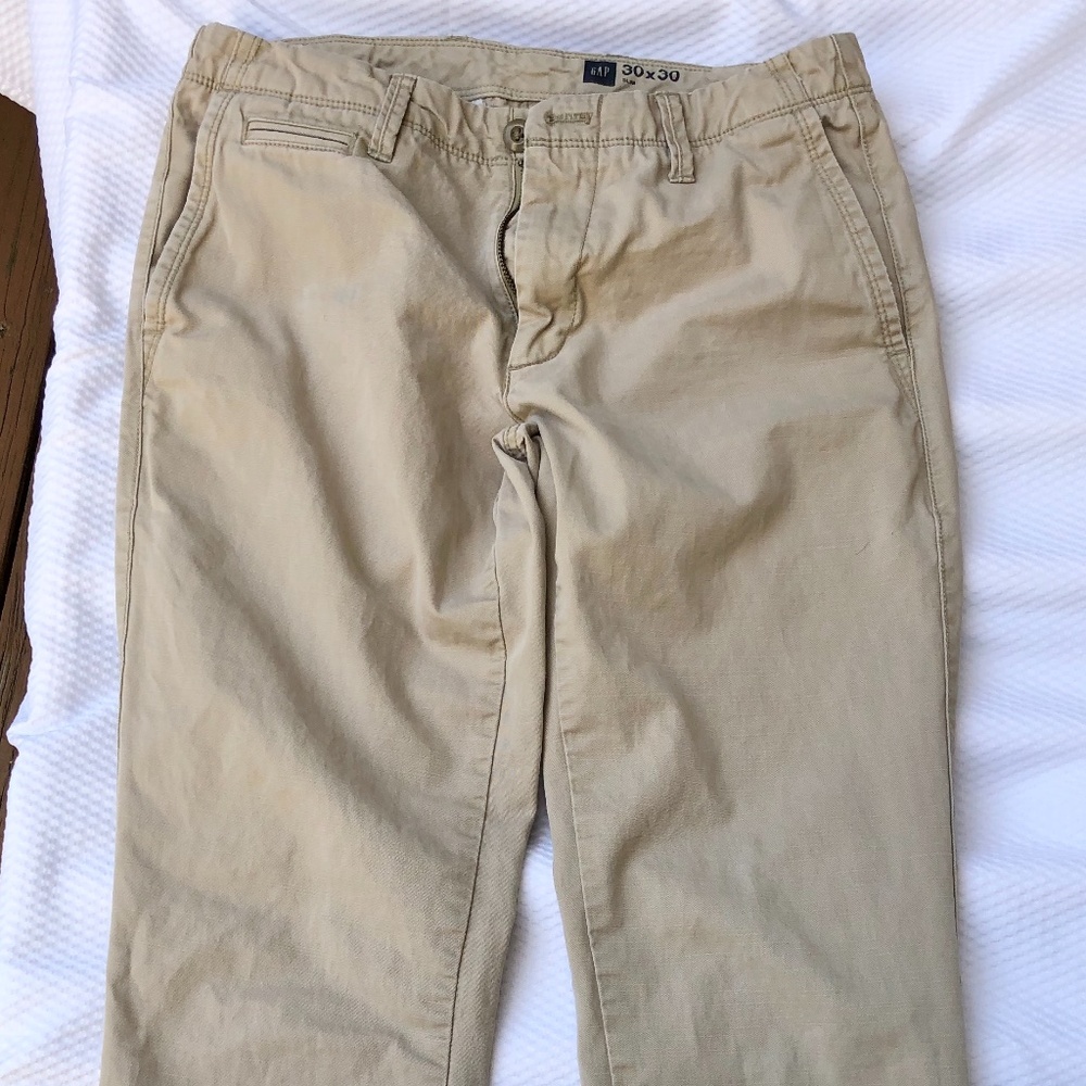 GAP flat front "vintage" look khakis 30 x 30 SLIM